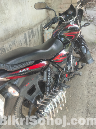ডিসকাভার ১২৫ বাইক